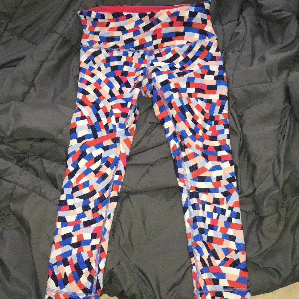 multicolored lululemon leggings !!